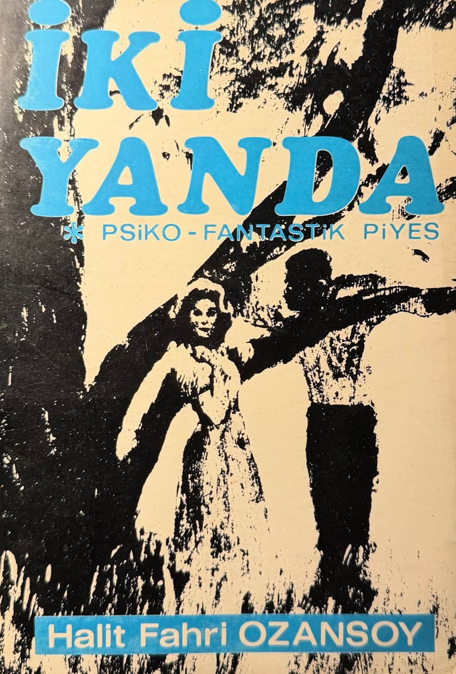 İki Yanda (1970) kapak görseli